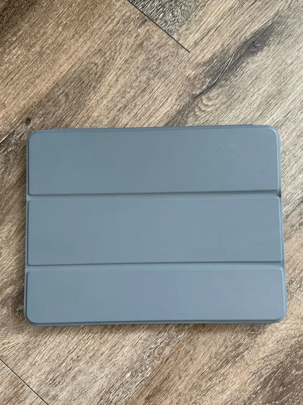 Gray Trifold Smart Folio Case for iPad 4th  5th Gen 10.9 Protective Stand Cover